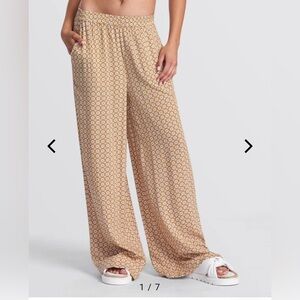 RVCA Wide leg pant Large